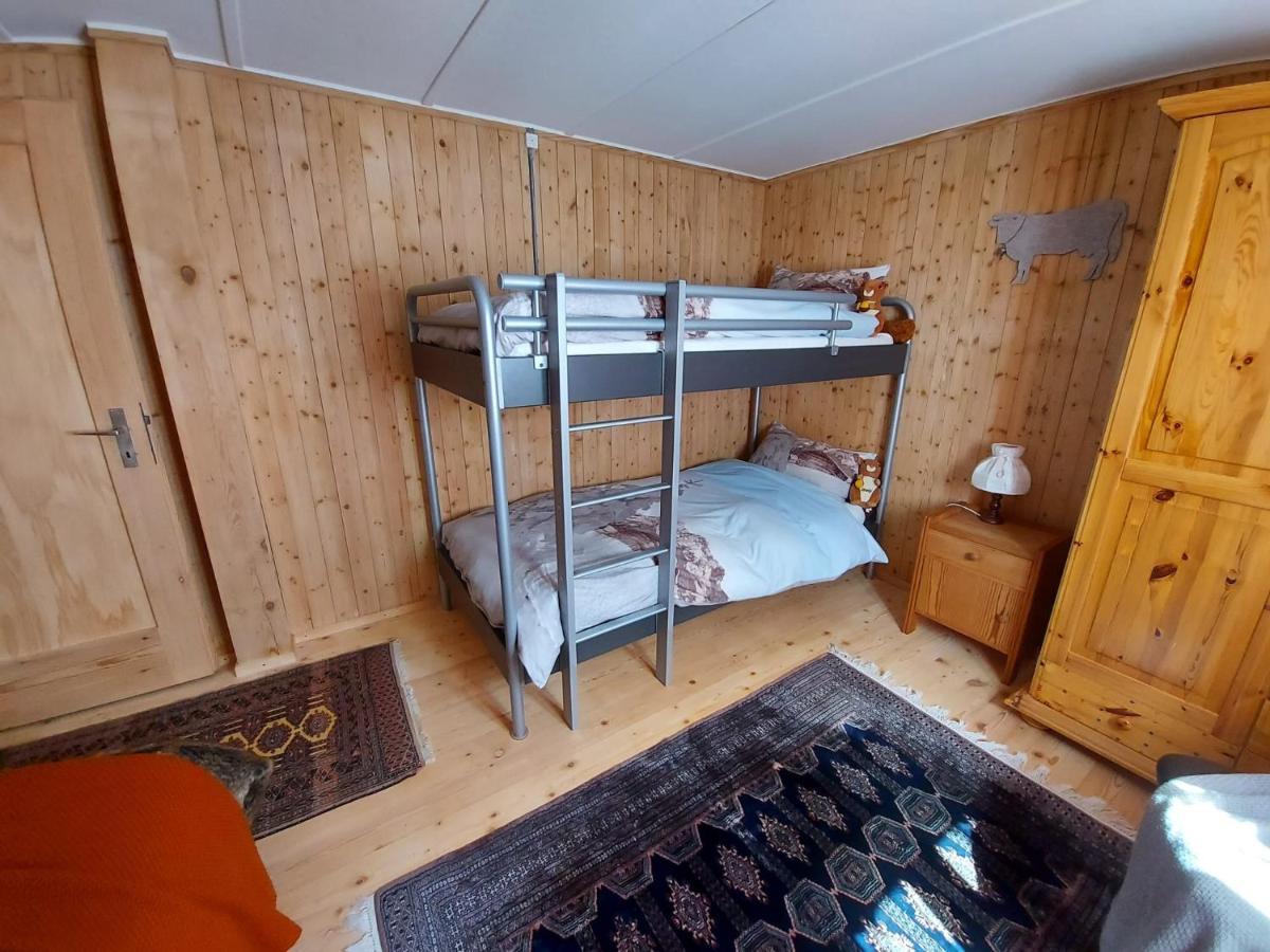 3. Im Nü-hus * Arosa