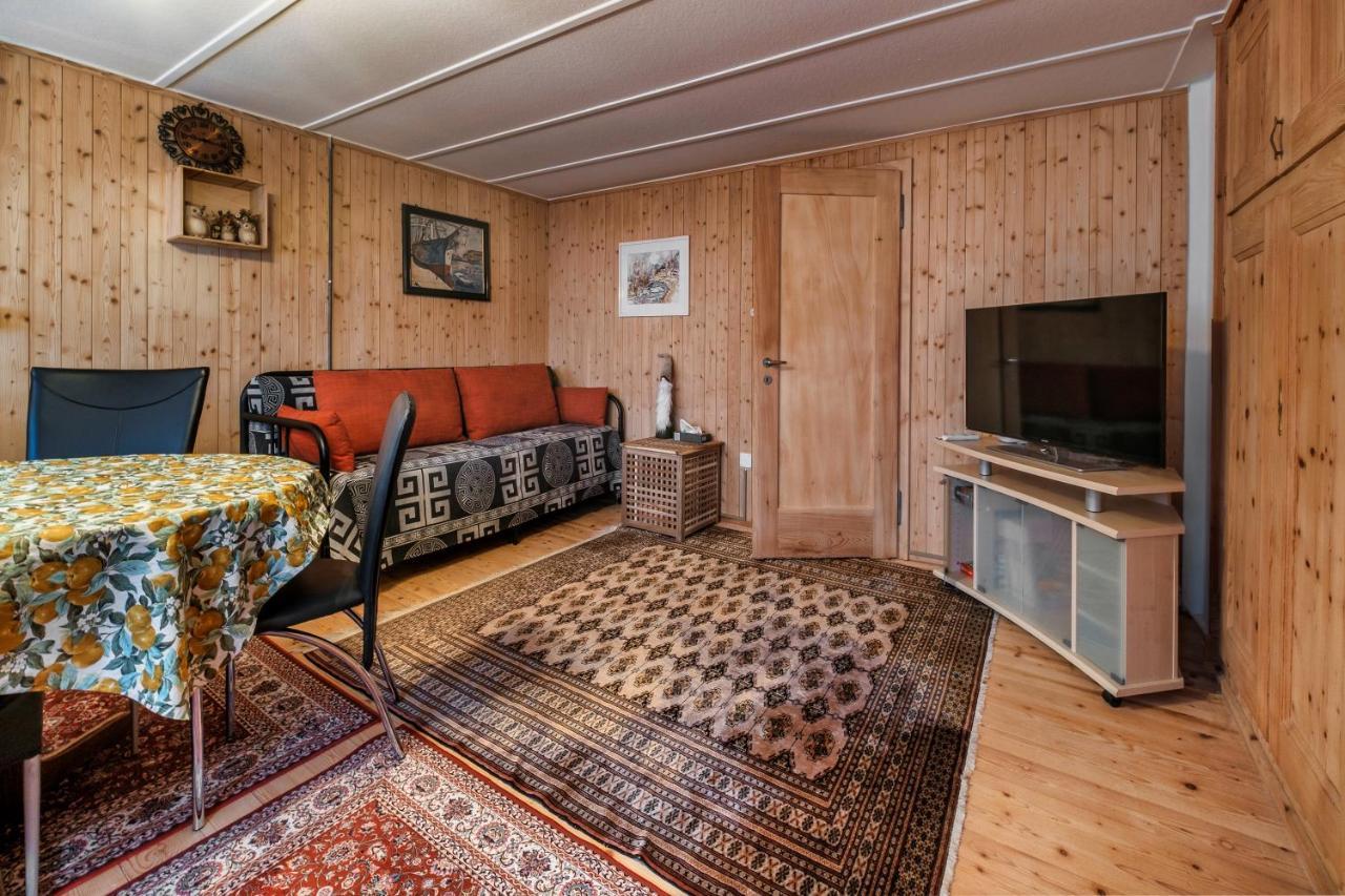 Apartment 3. Im Nü-hus *